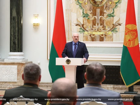 Лукашенко хочет, чтобы “вагнеровцы” приехали и обучили белорусских военных