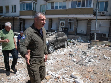 Кличко и Попку объявили выговоры за ненадлежащее состояние укрытий в столице