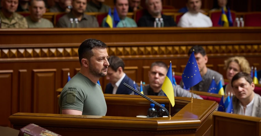 Зеленський: Росії було б правильним просити, щоб Україну прийняли в НАТО