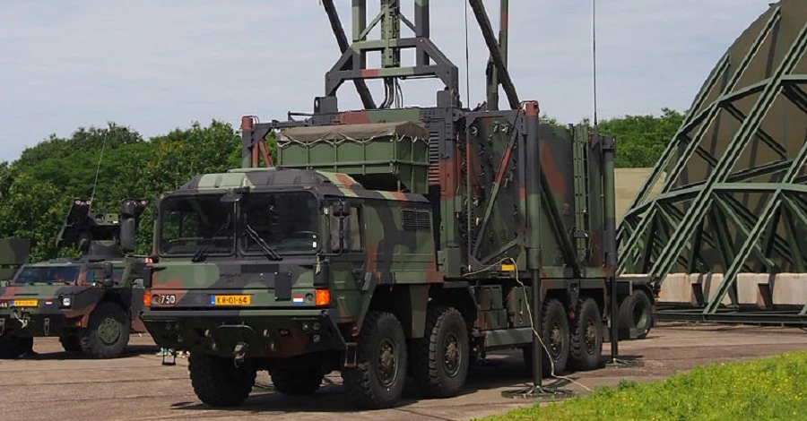 Германия передала новую партию помощи Украине, в том числе - мощный радар ПВО и военную технику