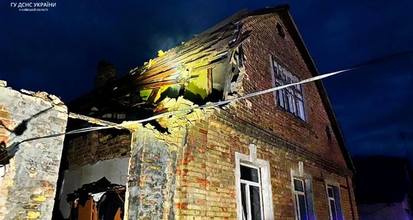 На Київщині під час атаки “шахедів” постраждав чоловік та пошкоджені приватні будинки