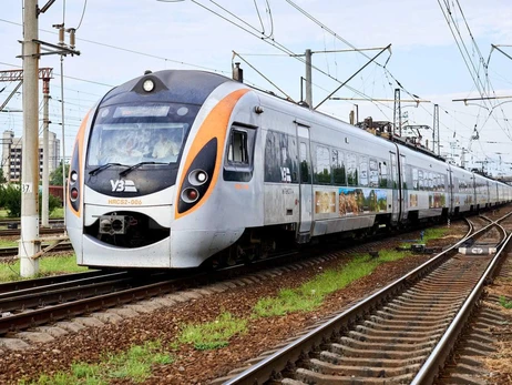 Укрзалізниця повідомила про затримку поїздів через травмування людини на коліі в Польщі