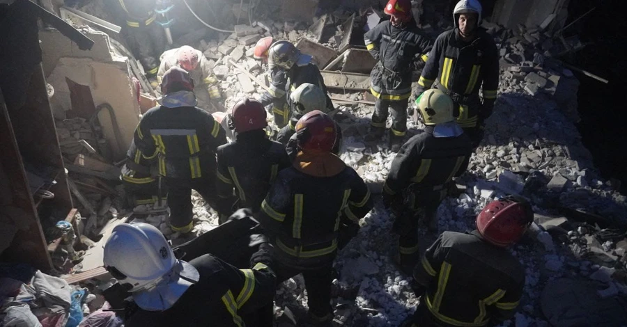 У Львові завершилося розбирання завалів, загинуло 10 людей