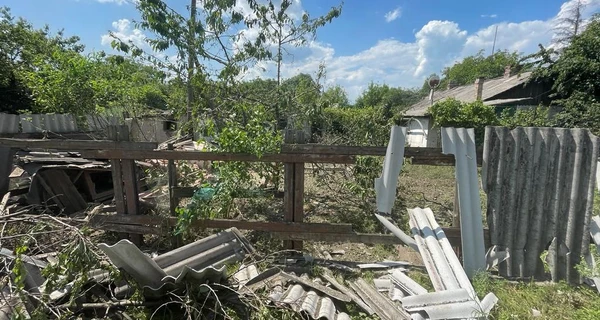 Оккупанты обстреляли десятки населенных пунктов вдоль линии фронта