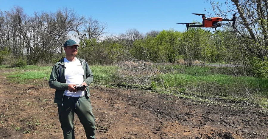 В Харьковской области фермер разминирует поля дроном: проверил уже более 500 гектаров