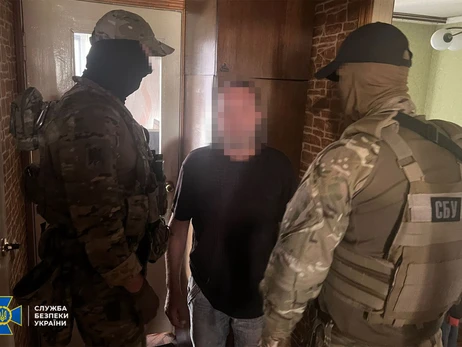 Затримали агента ФСБ, який на своєму балконі облаштував спостережний пункт за ЗСУ