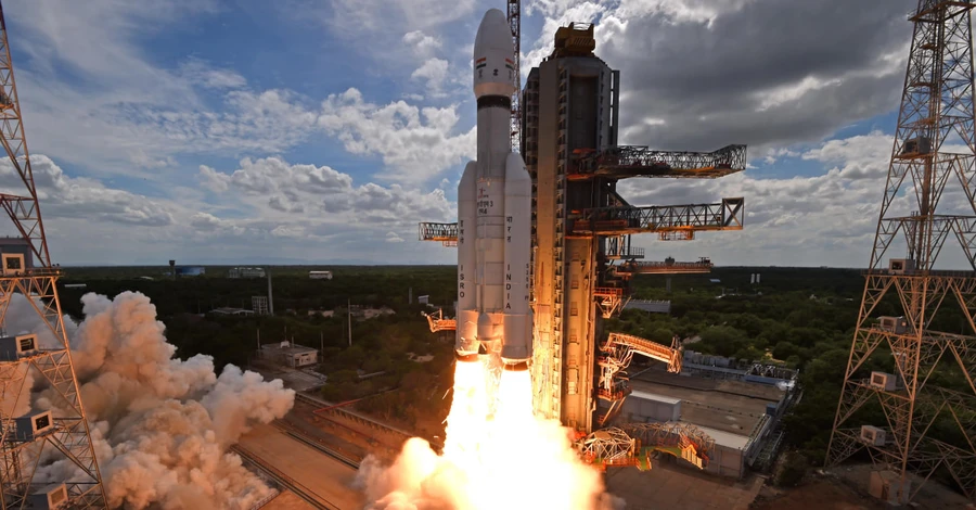 Індія успішно запустила космічний корабель Chandrayaan-3 на Місяць