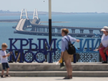 Подоляк прокомментировал атаку на Крымский мост