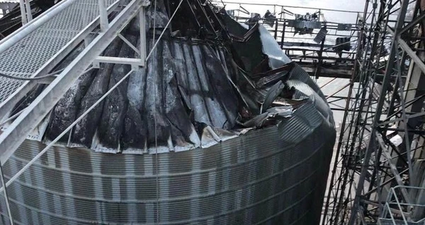 Росія знищила у порту Чорноморська 60 тисяч тонн зерна
