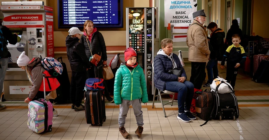 Чи повернуться всі українські біженці з-за кордону і що їм може завадити