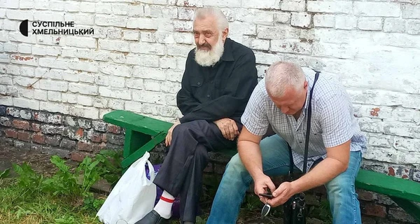 Митрополит УПЦ МП пытался вынести из храма два миллиона гривен - насобирал за 30 лет службы