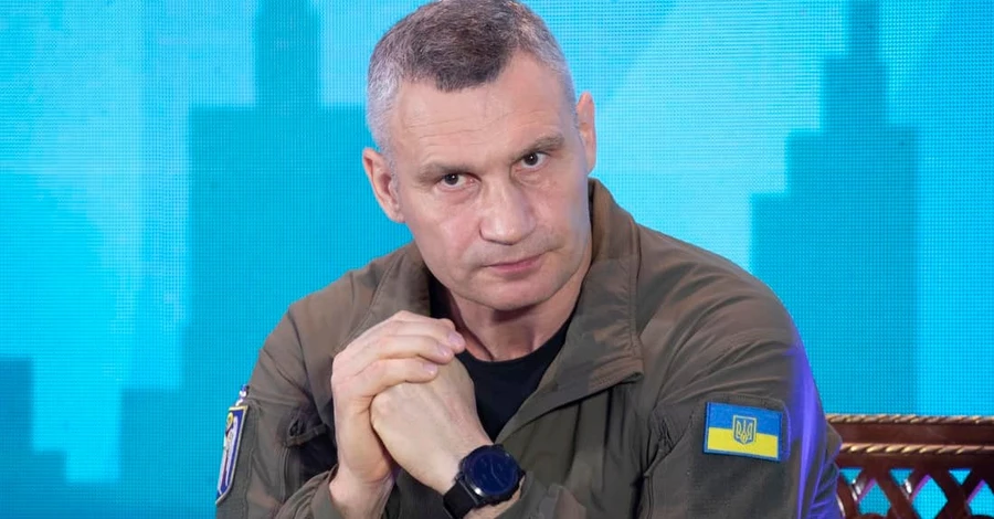 Кличко рассказал, зачем в Киеве перекладывают брусчатку во время войны