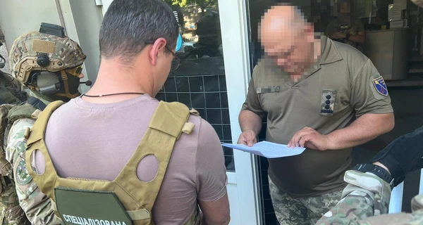 Днепропетровский военком во время войны приобрел имущество на $350 000