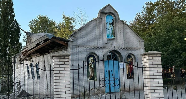 Во время обстрела Запорожья россияне разрушили храм ПЦУ
