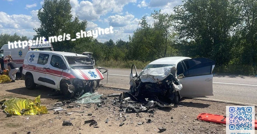 В Николаевской области произошло ДТП с участием скорой, погибли три человека