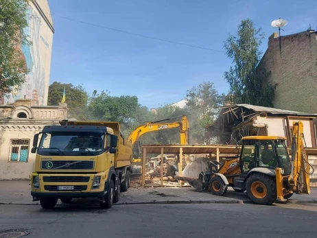 Поліція відкрила справу через знесення 200-річного будинку в Києві заради можливої забудови
