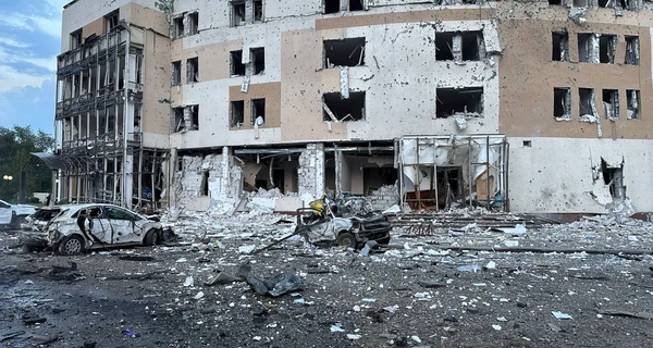 Количество пострадавших от удара РФ по гостинице в Запорожье увеличилось до 19 