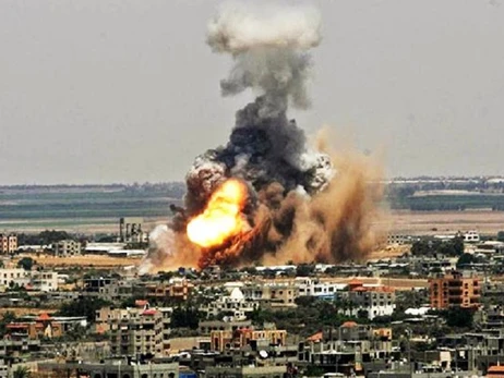 На складе боеприпасов возле столицы Сирии произошел мощный взрыв