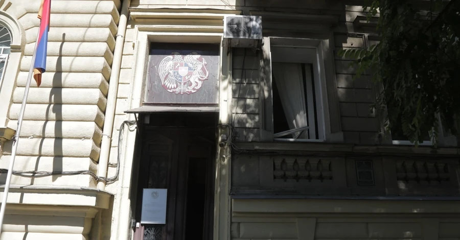 В Одесі через атаки РФ пошкоджено третє консульство — цього разу Вірменії