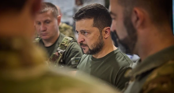 Зеленский посетил штабы бригад в Донецкой области