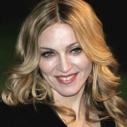 Мадонна посвятила песню Папе Римскому 