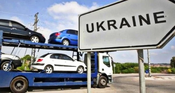 Авторынок в Украине: активность сокращается, но Maserati и Bentley продолжают покупать 