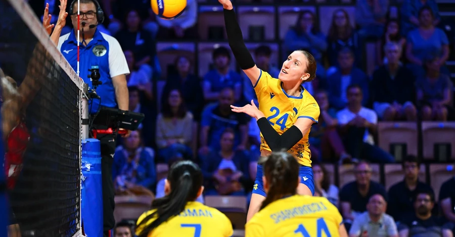 Україна програла Сербії у стартовому матчі на жіночому Євро з волейболу
