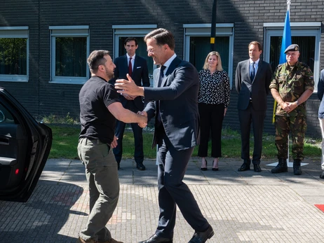 Президент Зеленский прибыл с визитом в Нидерланды