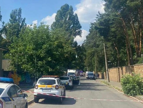В результате взрывов вблизи Киева погибли четыре работника МВД