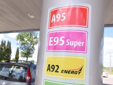Бензин дорожает: в чем причина и что будет с ценами на топливо дальше