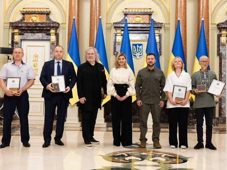 Альбина Дерюгина, Дмитрий Да Винчи и Ирина Гук получили отличие 
