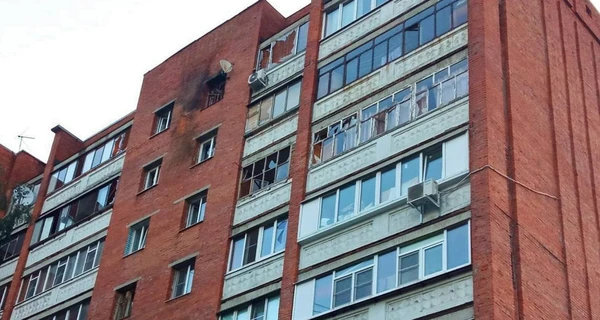 В Курске беспилотник врезался в многоквартирный дом