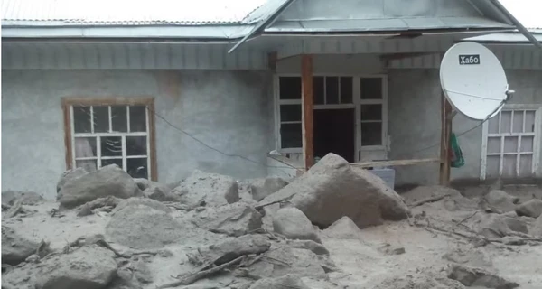 В Таджикистане из-за сильных ливней погибли 13 человек