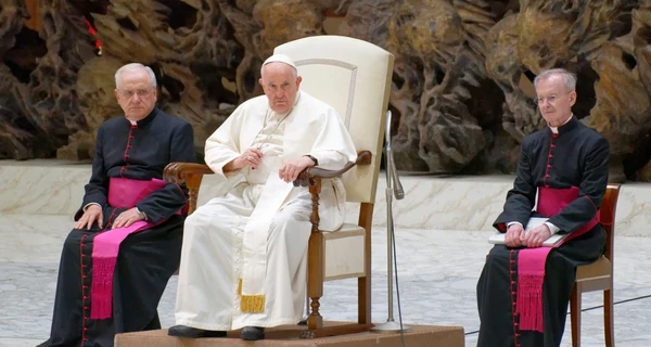 Ватикан заявил, что украинцы неправильно поняли слова Папы Римского о 
