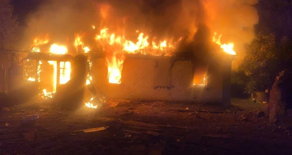 В результате атаки РФ на Киевщину разрушены частные дома, пострадали 3 человека