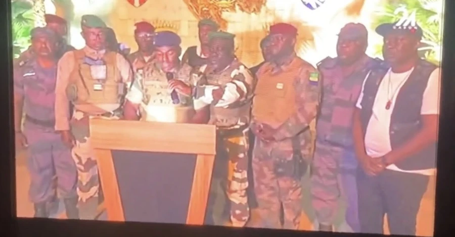 В Габоне военные захватили власть и заявили о смене режима 