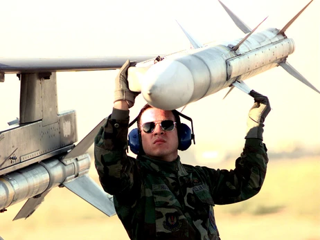 Украина получит от США ракеты AMRAAM  