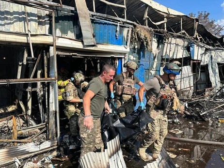 Росія вдарила по ринку у Костянтинівці Донецької області, загинули 16 людей