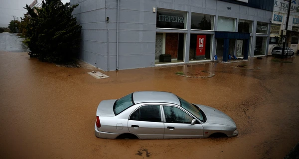 Греция, Турция и Болгария страдают от наводнений, погибли не менее 5 человек