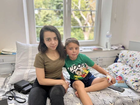 Львовские медики прооперировали мальчика, который три года не мог открыть рот