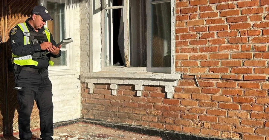 Унаслідок нічної атаки на Київську область постраждало чотири людини та понад 100 приватних будинків