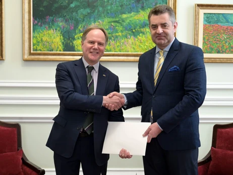 Новоназначенный посол Британии начал свою работу в Украине 