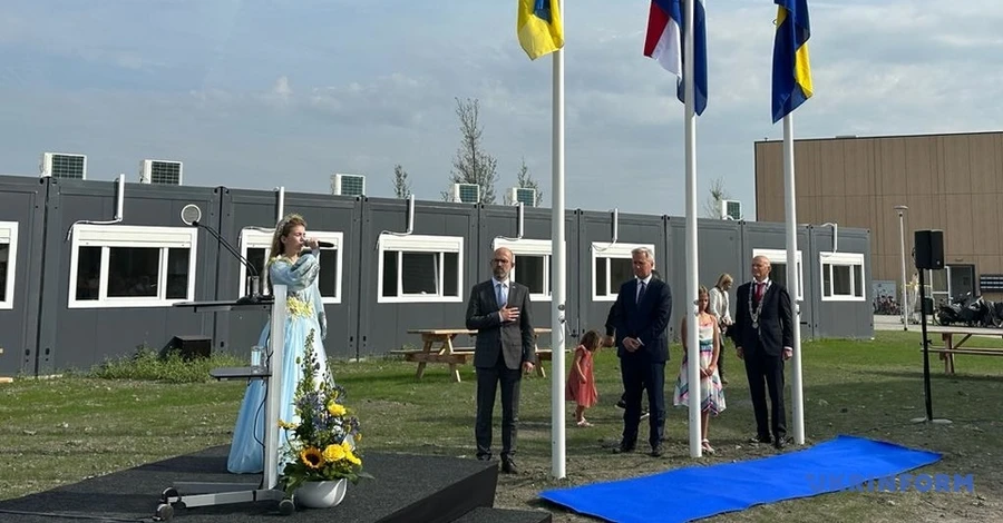 В Нидерландах открылся самый крупный в мире временный район для переселенцев из Украины