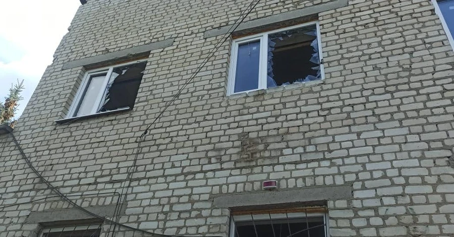 По Казачьей Лопани РФ нанесла 14 ударов, в поселке нет света и повреждено здание ГСЧС