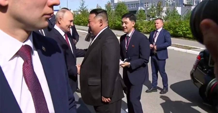 Путин встретил Ким Чен Ына на космодроме «Восточный»