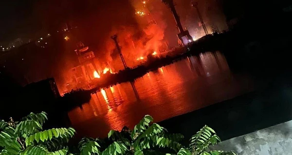 В ГУР подтвердили повреждение десантного корабля и подводной лодки РФ в Севастополе