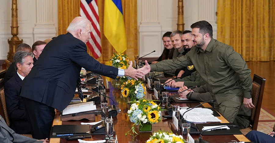 Зеленський: Україна отримає новий пакет військової допомоги та разом зі США буде виробляти зброю