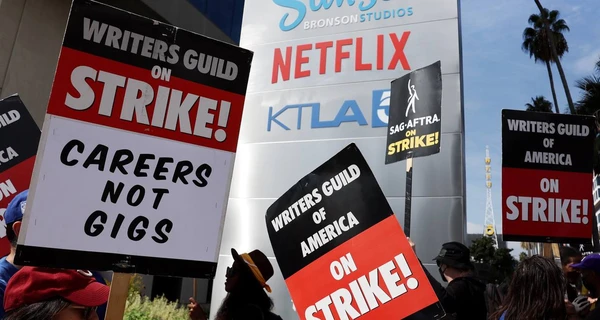 Голливудские сценаристы достигли предварительного соглашения с киностудиями после пяти месяцев забастовки 