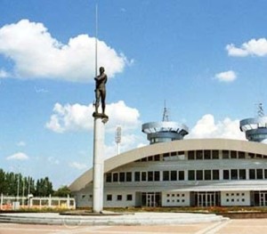 Люди собирают подписи, чтобы переименовать проспект в честь Бубки 