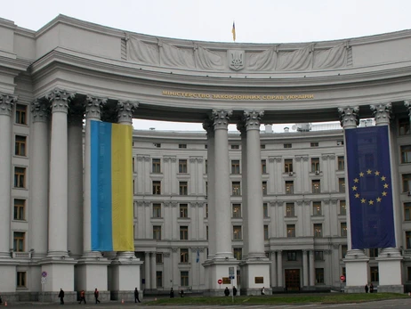 МИД: Беларусь готовит встречу иностранного дипкорпуса с похищенными детьми из Украины